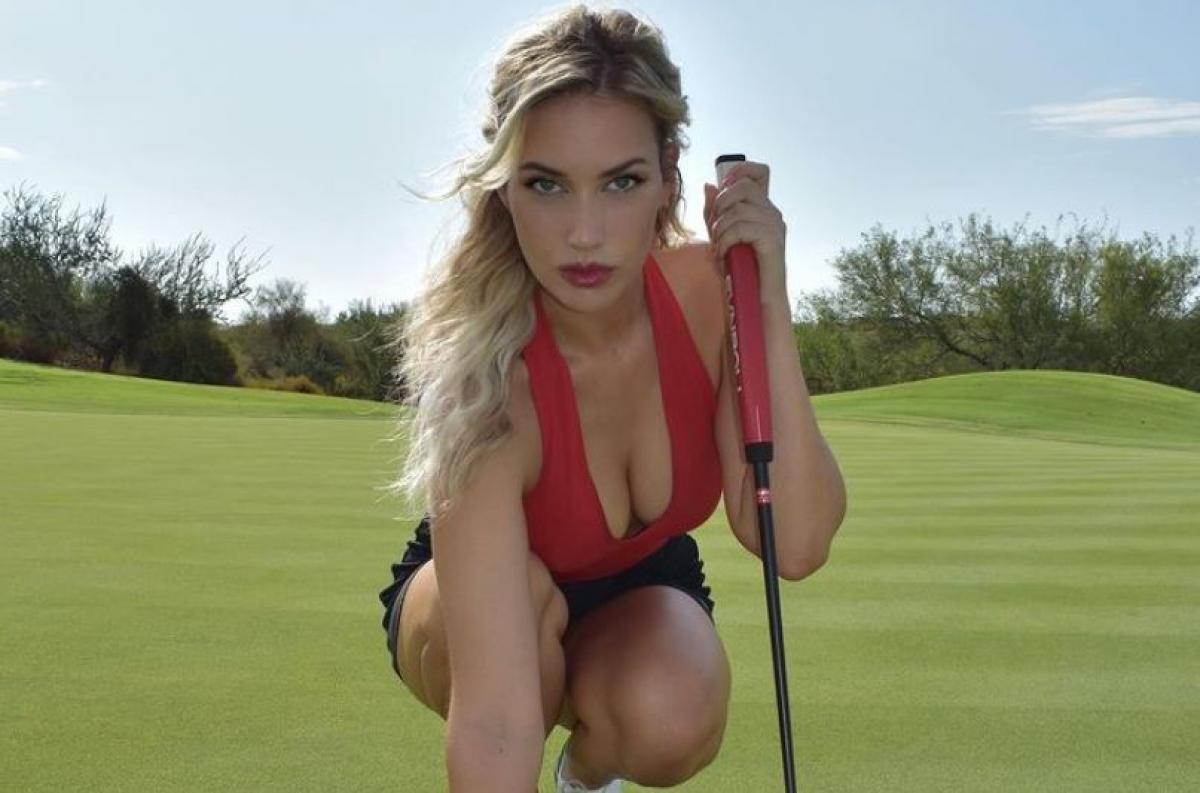 American golfer Paige Spiranac took off all her clothes for Tiger Woods, who is this beautiful player